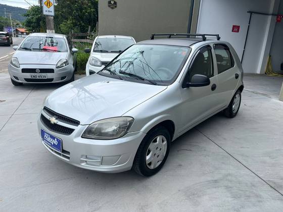 CHEVROLET CELTA 1.0 MPFI LS 8V FLEX 4P MANUAL CHEVROLET CELTA 1.0 MPFI LS 8V FLEX 4P MANUAL